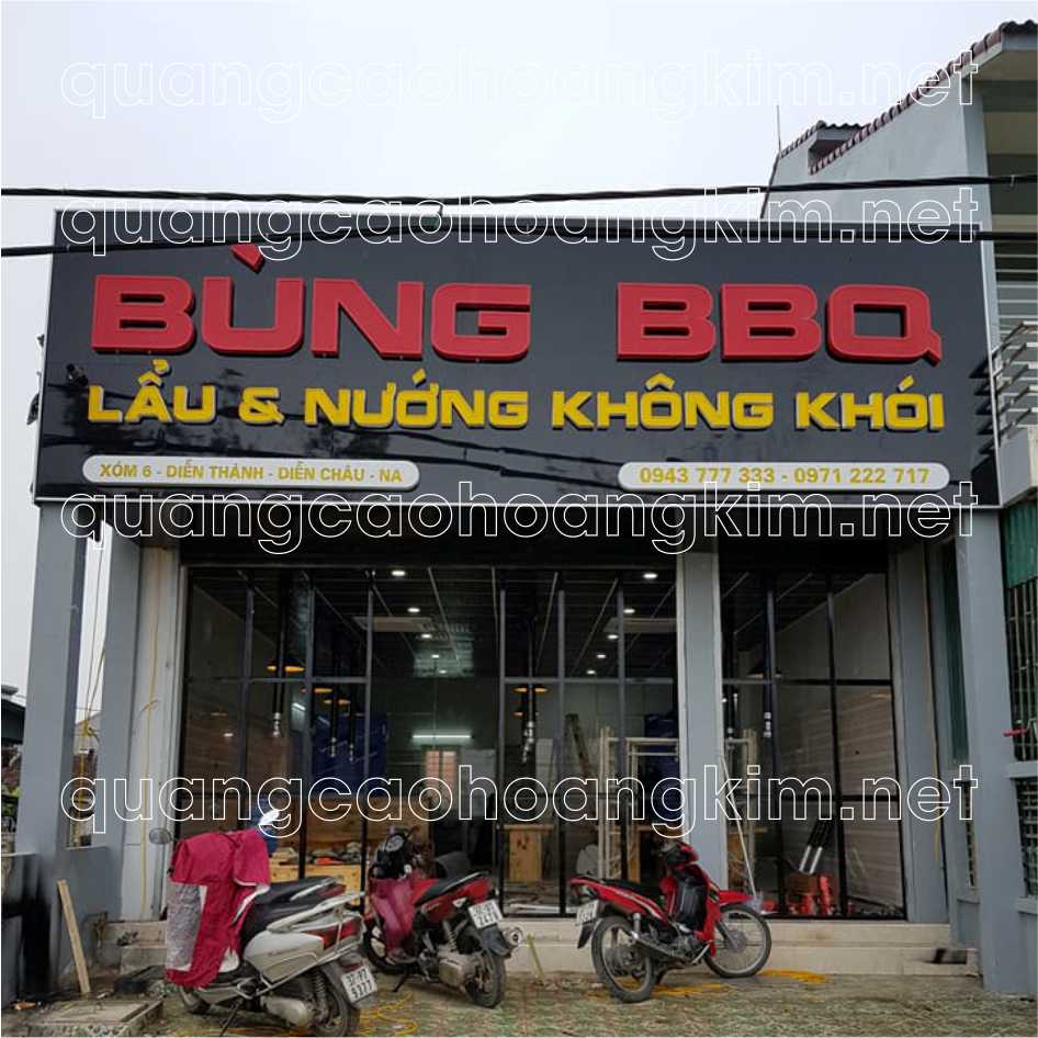 bien alu guong gan chu noi 18 - BIỂN ALU GƯƠNG SÁNG BÓNG GẮN CHỮ NỔI ĐẸP MÊ LY