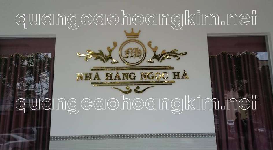 backdrop van phong gan logo inox 29 - BACKDROP VĂN PHÒNG GẮN LOGO INOX ĐẸP VÀ SANG TRỌNG