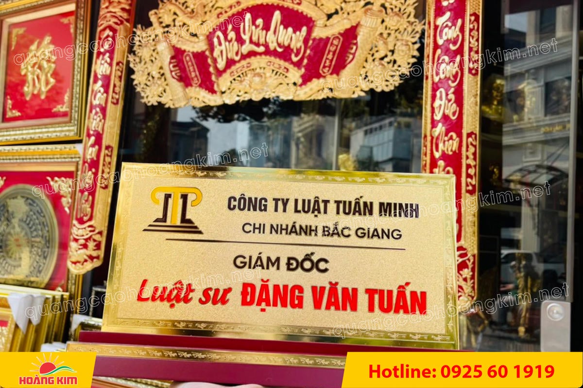 bien chuc danh mat dong 2mm co ma vang 24k de go tam cap 15x30cm dep 10 - BIỂN CHỨC DANH MẶT ĐỒNG 2MM MẠ V&Agrave;NG 24K 15X30CM &ndash; KHỔ LỚN, ĐẲNG CẤP D&Agrave;NH CHO L&Atilde;NH ĐẠO