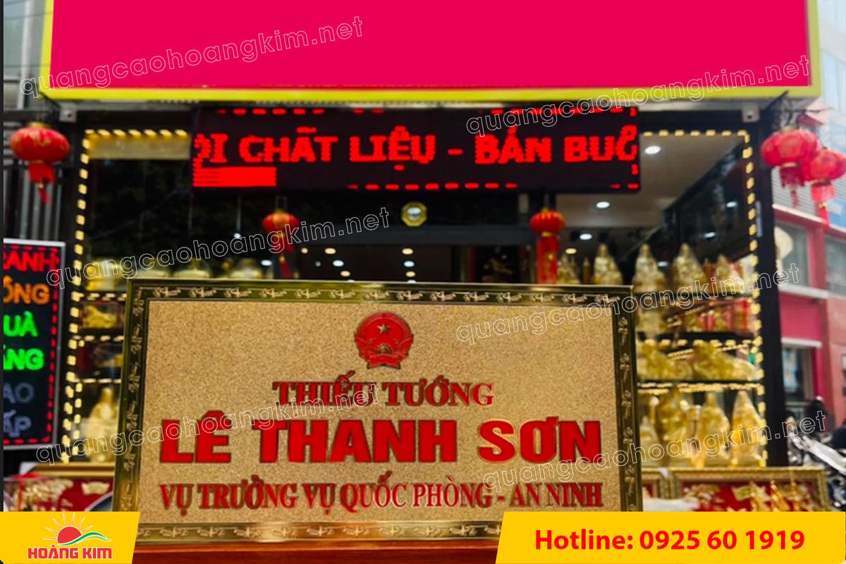bien chuc danh mat dong 2mm co ma vang 24k de go tam cap 15x30cm dep 9 - BIỂN CHỨC DANH MẶT ĐỒNG 2MM MẠ V&Agrave;NG 24K 15X30CM &ndash; KHỔ LỚN, ĐẲNG CẤP D&Agrave;NH CHO L&Atilde;NH ĐẠO