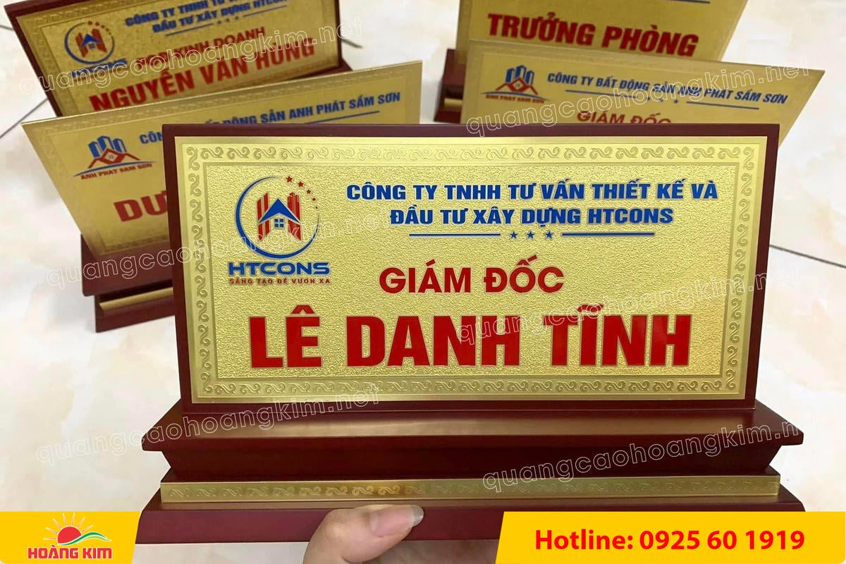 bien chuc danh mat dong de go tam cap dep 225 - BIỂN CHỨC DANH, BẢNG T&Ecirc;N ĐỂ B&Agrave;N CỰC ĐẸP, SANG, RẺ