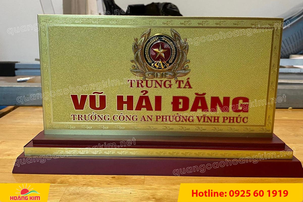 bien chuc danh cong an dep 2 - BIỂN CHỨC DANH C&Ocirc;NG AN ĐỂ B&Agrave;N CỰC ĐẸP, SANG TRỌNG