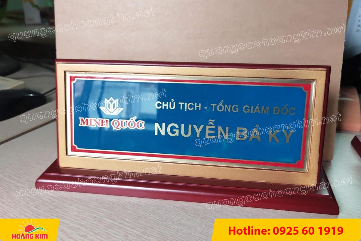 bien chuc danh cong an mat dong go phu thuy tinh  5 - BIỂN CHỨC DANH C&Ocirc;NG AN ĐỂ B&Agrave;N CỰC ĐẸP, SANG TRỌNG