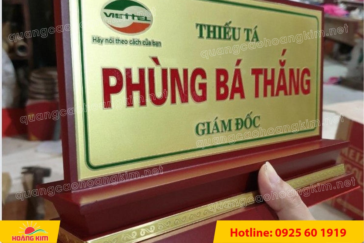 bien chuc danh quan doi dong go 2 mat de tam cap 6 - BIỂN CHỨC DANH QU&Acirc;N ĐỘI, BẢNG T&Ecirc;N ĐỂ B&Agrave;N CỰC ĐẸP