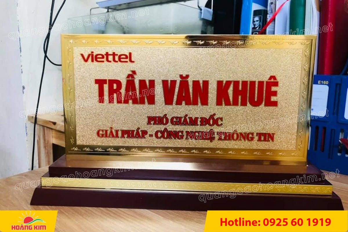 bien chuc danh quan doi mat dong 2mm kt11x22cm de go co ma vang 24k 3 - BIỂN CHỨC DANH QU&Acirc;N ĐỘI, BẢNG T&Ecirc;N ĐỂ B&Agrave;N CỰC ĐẸP