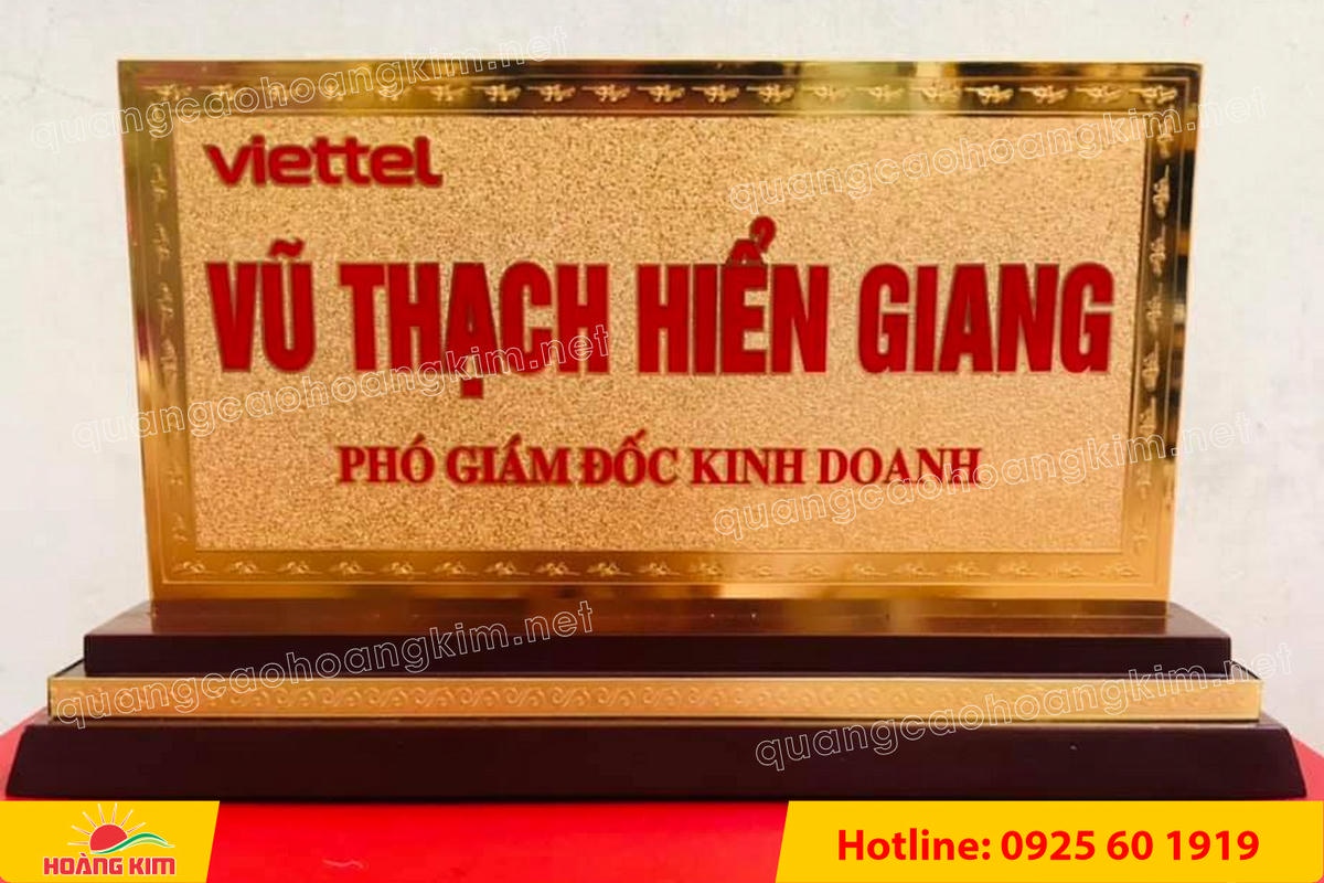 bien chuc danh quan doi mat dong 2mm kt11x22cm de go co ma vang 24k 4 - BIỂN CHỨC DANH QU&Acirc;N ĐỘI, BẢNG T&Ecirc;N ĐỂ B&Agrave;N CỰC ĐẸP