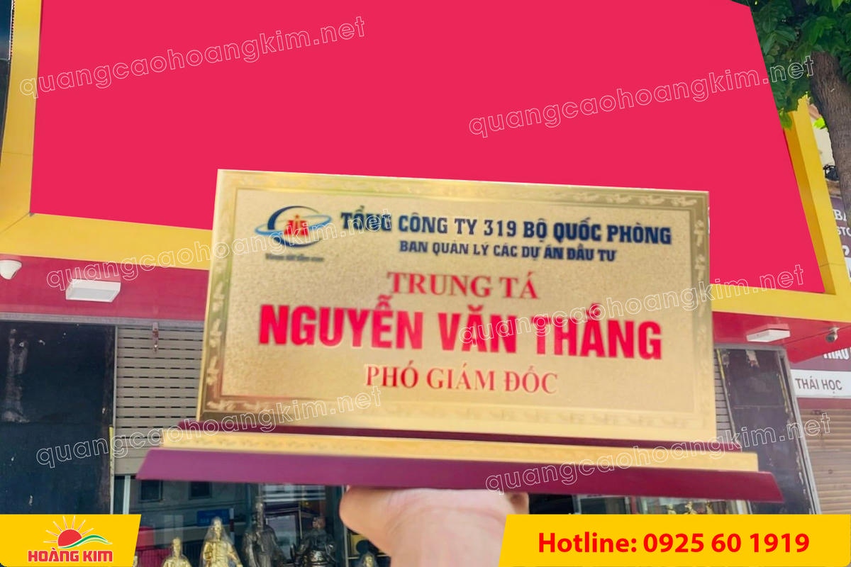 bien chuc danh quan doi mat dong 2mm kt15x30cm de go ma vang 24k 3 - BIỂN CHỨC DANH QU&Acirc;N ĐỘI, BẢNG T&Ecirc;N ĐỂ B&Agrave;N CỰC ĐẸP
