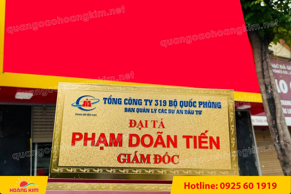 bien chuc danh quan doi mat dong 2mm kt15x30cm de go ma vang 24k 5 - BIỂN CHỨC DANH QU&Acirc;N ĐỘI, BẢNG T&Ecirc;N ĐỂ B&Agrave;N CỰC ĐẸP