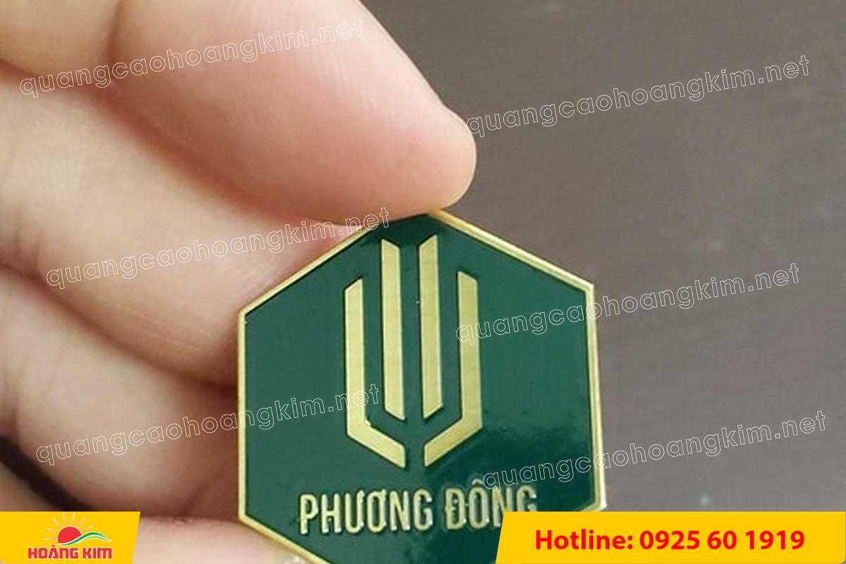 huy hieu cai ao ma vang 24k do mau logo 102 - HUY HIỆU C&Agrave;I &Aacute;O MẠ V&Agrave;NG 24K ĐỔ M&Agrave;U LOGO SANG TRỌNG