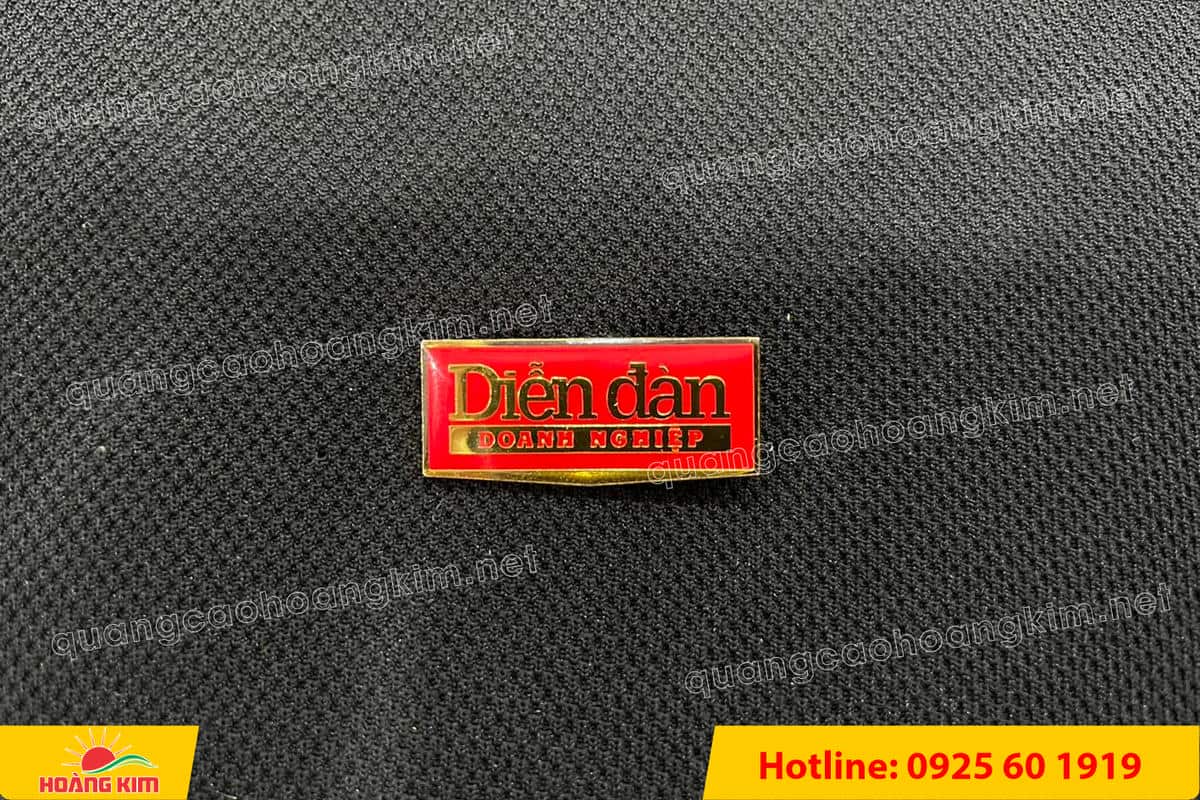 huy hieu cai ao ma vang 24k do mau logo 131 - HUY HIỆU C&Agrave;I &Aacute;O MẠ V&Agrave;NG 24K ĐỔ M&Agrave;U LOGO SANG TRỌNG