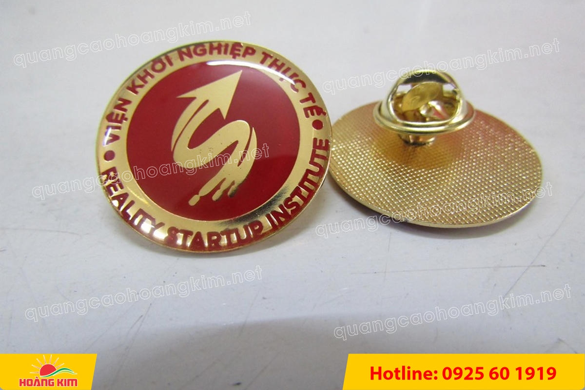 huy hieu cai ao ma vang 24k do mau logo 45 - HUY HIỆU C&Agrave;I &Aacute;O MẠ V&Agrave;NG 24K ĐỔ M&Agrave;U LOGO SANG TRỌNG