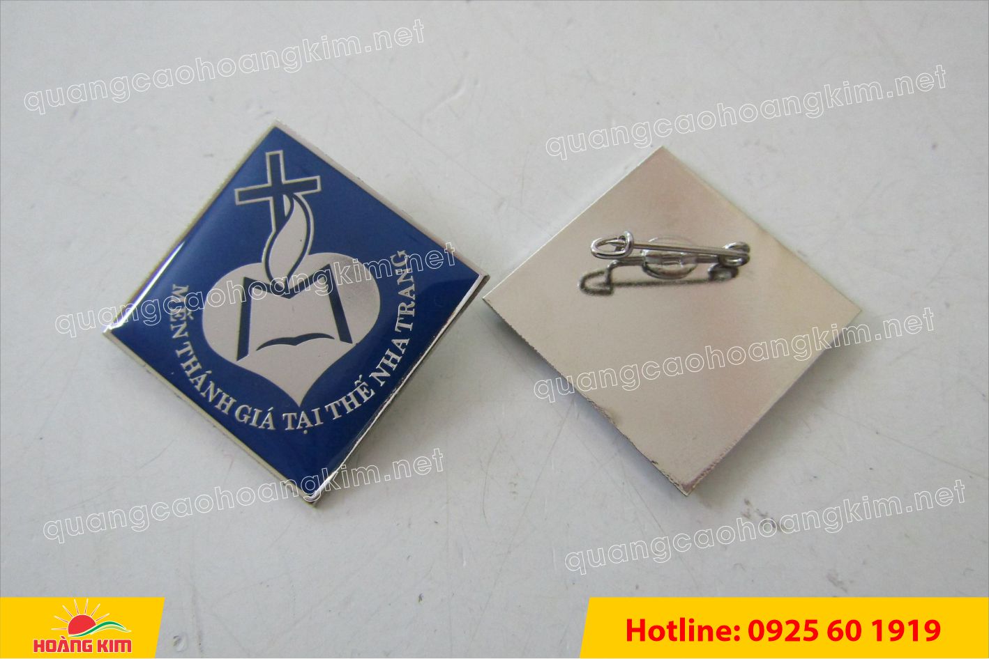huy hieu dong an mon ma bac cai ao dep 4 - HUY HIỆU ĐỒNG ĂN M&Ograve;N MẠ BẠC &ndash; THIẾT KẾ THEO LOGO DOANH NGHIỆP