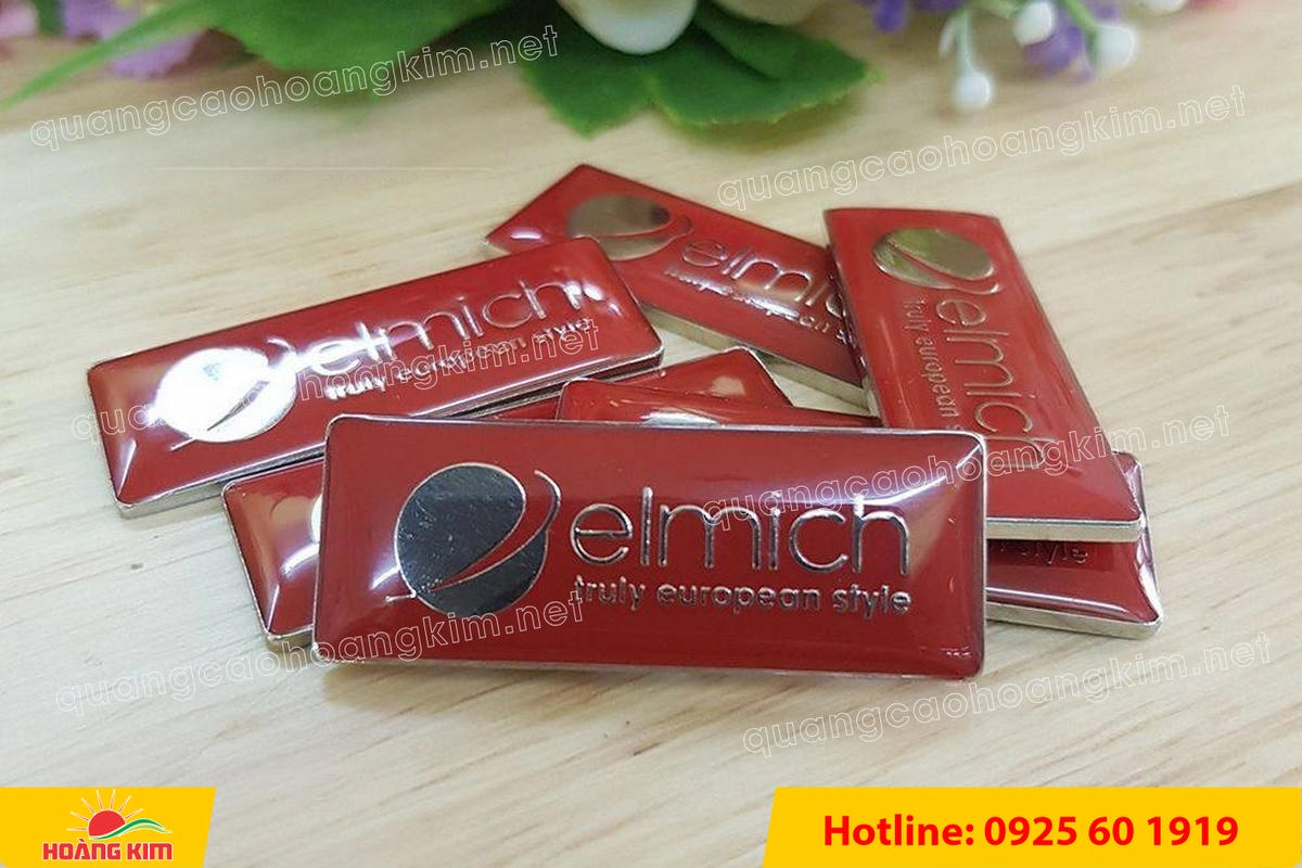 huy hieu dong an mon ma bac cai ao 24 - HUY HIỆU ĐỒNG ĂN M&Ograve;N MẠ BẠC &ndash; THIẾT KẾ THEO LOGO DOANH NGHIỆP