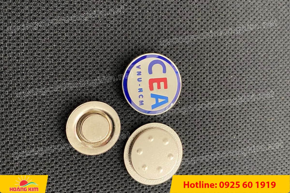 huy hieu dong an mon ma bac cai ao 48 - HUY HIỆU ĐỒNG ĂN M&Ograve;N MẠ BẠC &ndash; THIẾT KẾ THEO LOGO DOANH NGHIỆP