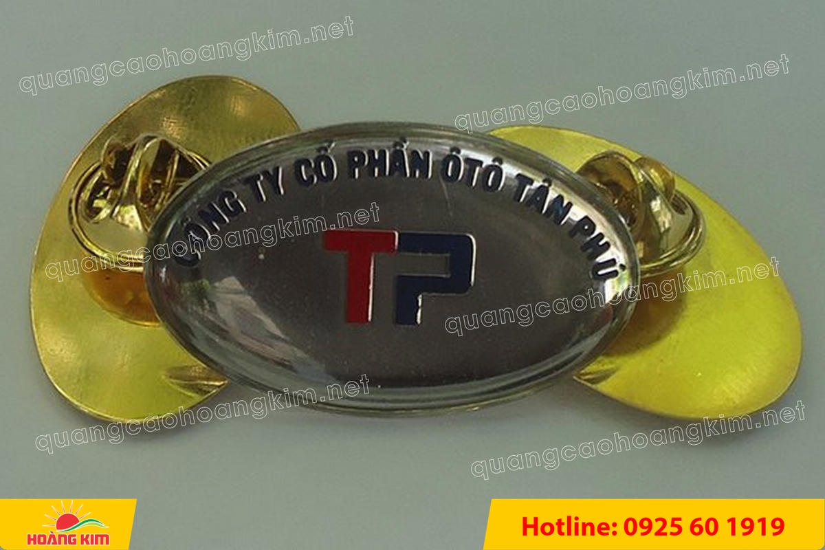 huy hieu dong an mon ma bac cai ao 6 - HUY HIỆU ĐỒNG ĂN M&Ograve;N MẠ BẠC &ndash; THIẾT KẾ THEO LOGO DOANH NGHIỆP