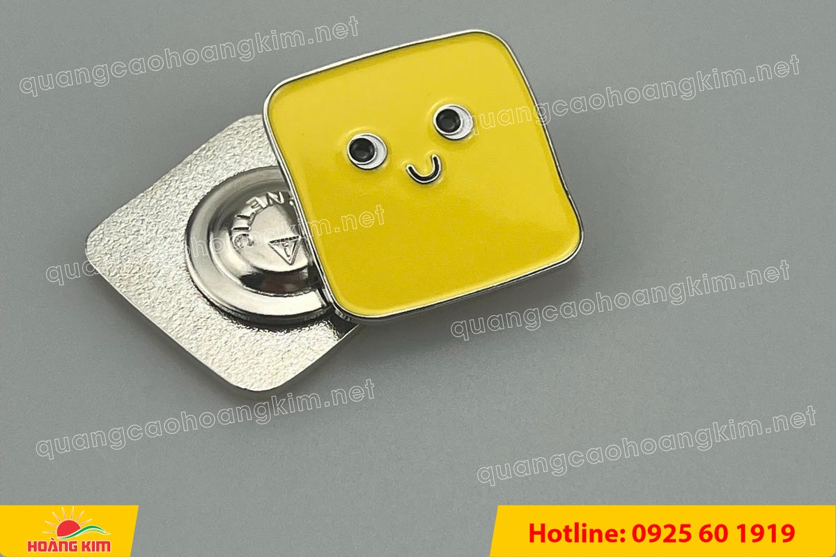 huy hieu duc ma bac dap noi 3d logo 36 - HUY HIỆU Đ&Uacute;C MẠ BẠC CAO CẤP &ndash; DẬP NỔI 3D LOGO