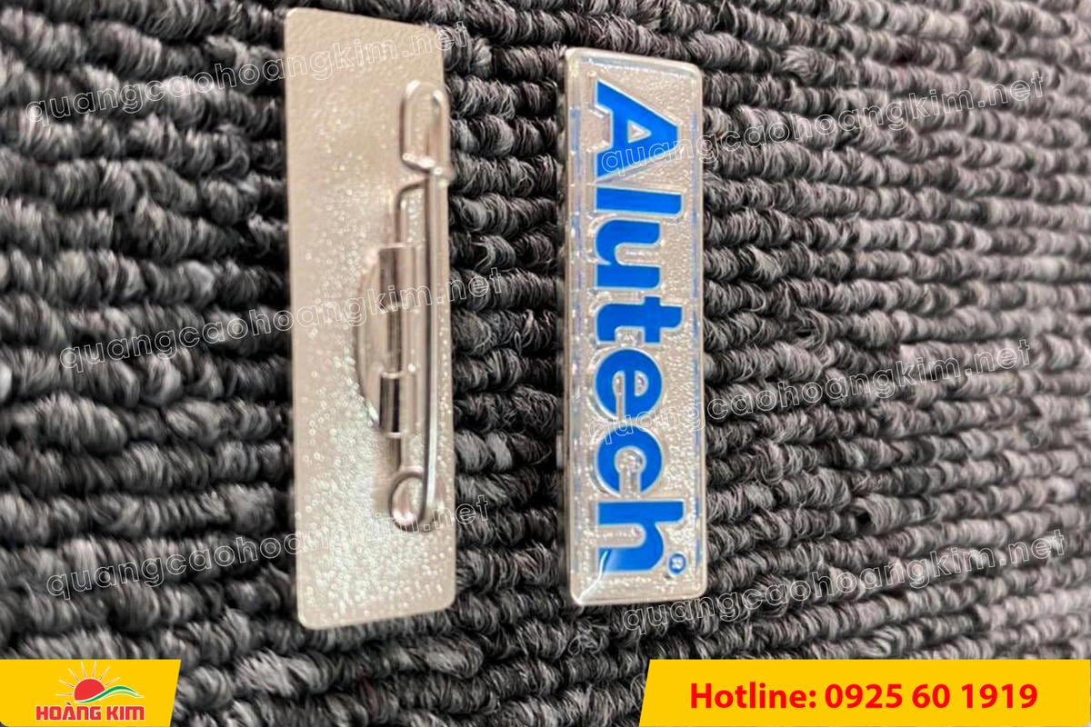 huy hieu duc ma bac dap noi 3d logo 8 - HUY HIỆU Đ&Uacute;C MẠ BẠC CAO CẤP &ndash; DẬP NỔI 3D LOGO