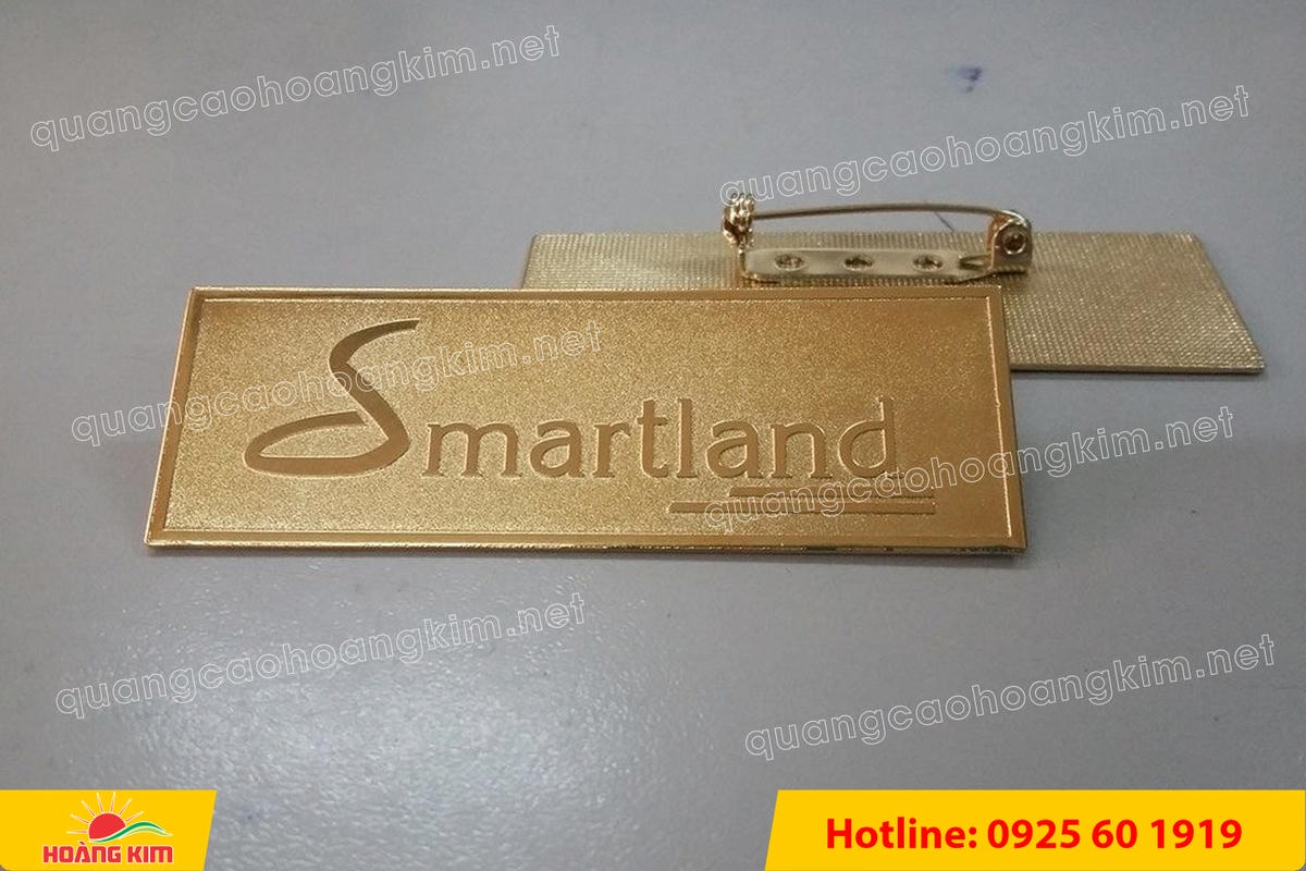 huy hieu vang dong nen an mon cat san 11 - HUY HIỆU V&Agrave;NG ĐỒNG ĂN M&Ograve;N NỀN SẦN C&Aacute;T CAO CẤP