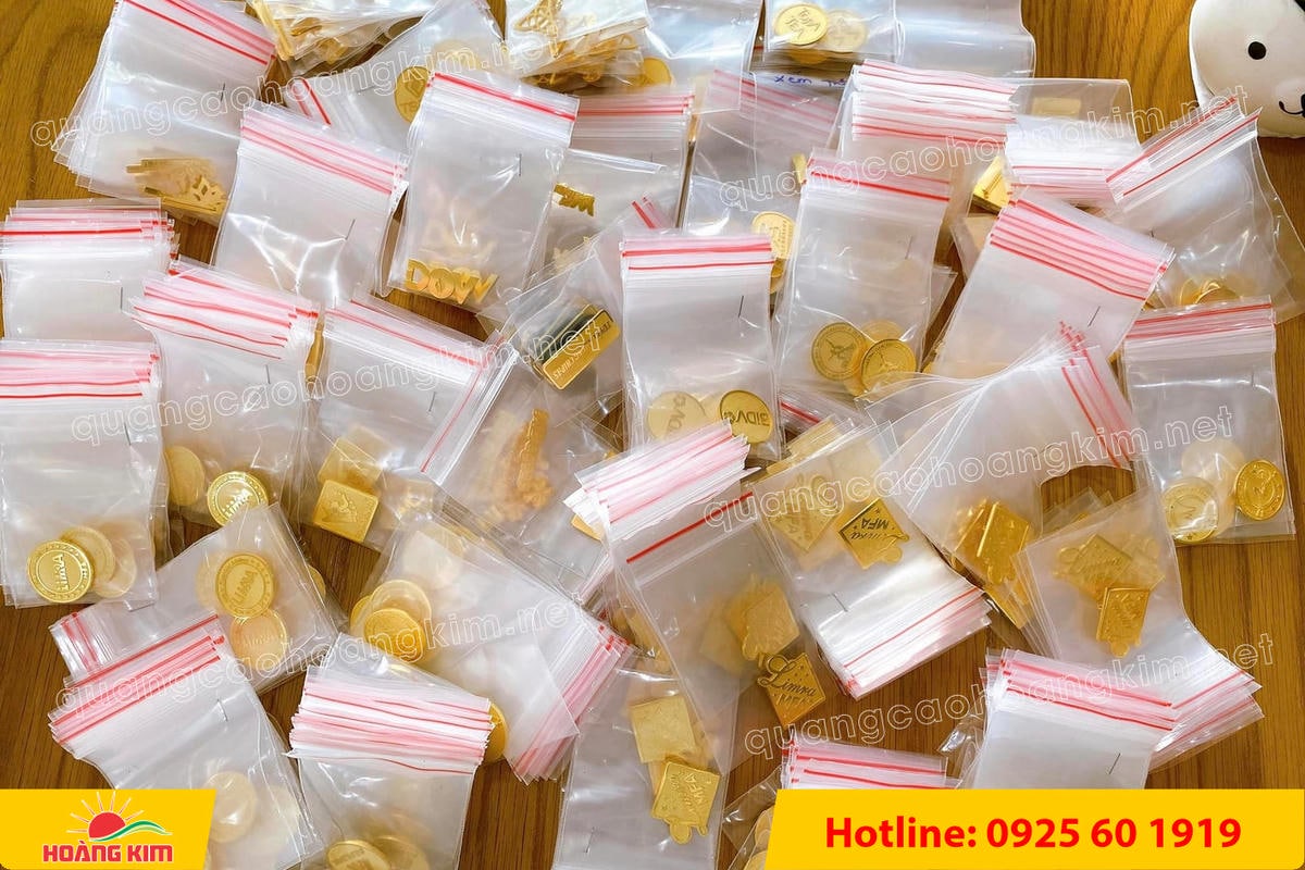 huy hieu vang dong nen an mon cat san 155 - HUY HIỆU V&Agrave;NG ĐỒNG ĂN M&Ograve;N NỀN SẦN C&Aacute;T CAO CẤP