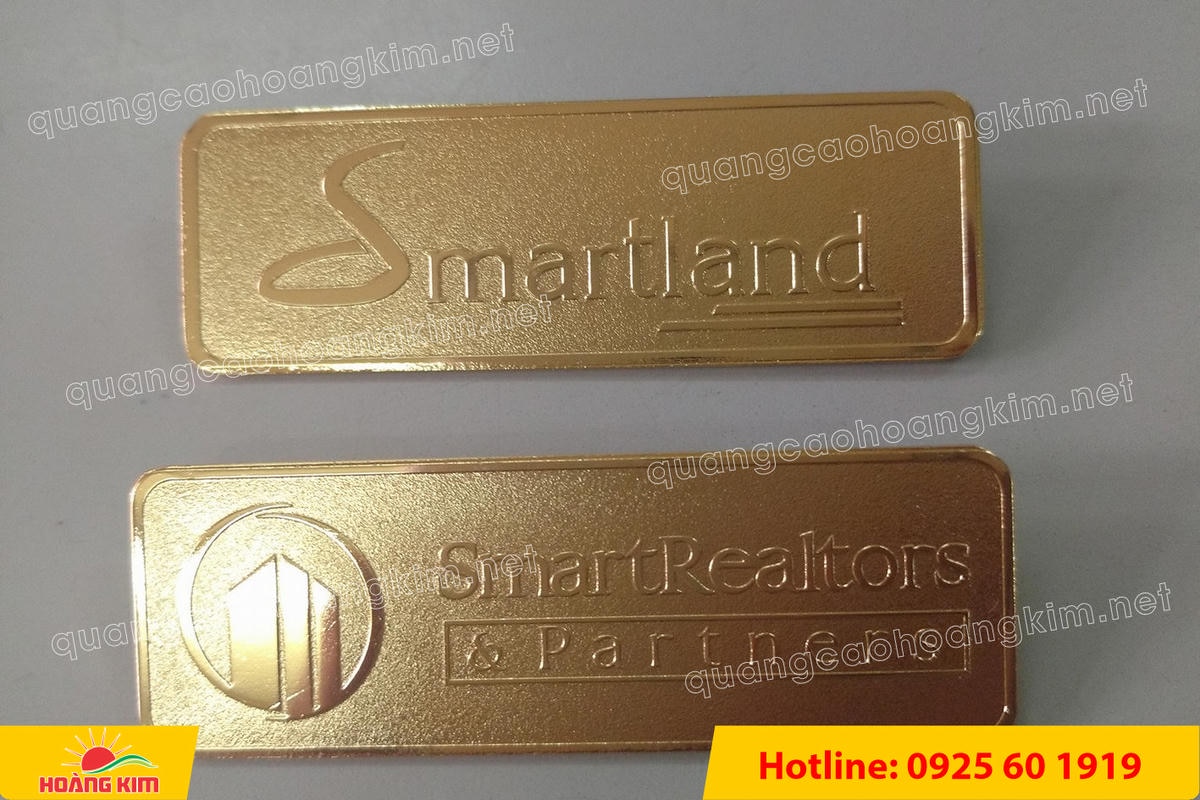 huy hieu vang dong nen an mon cat san 16 - HUY HIỆU V&Agrave;NG ĐỒNG ĂN M&Ograve;N NỀN SẦN C&Aacute;T CAO CẤP