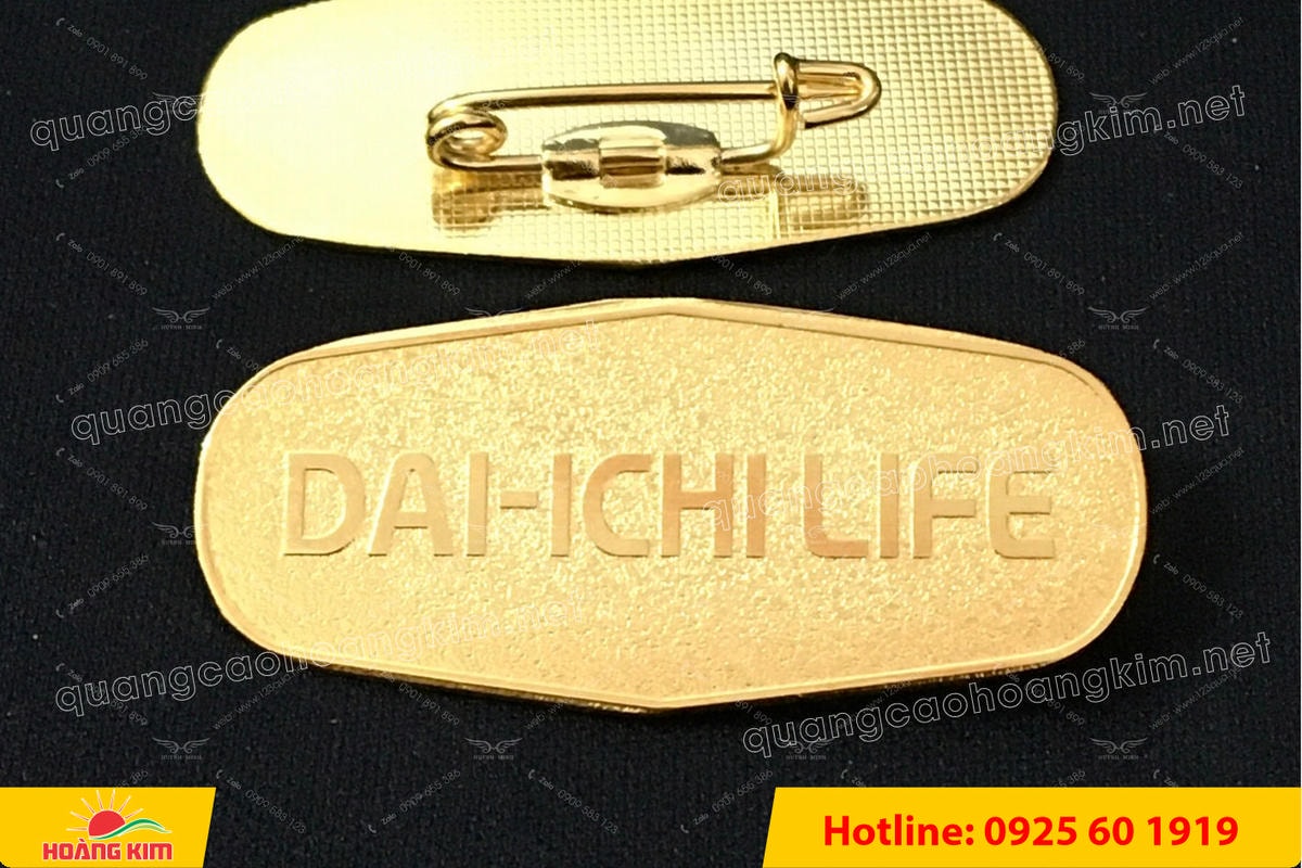 huy hieu vang dong nen an mon cat san 229 - HUY HIỆU V&Agrave;NG ĐỒNG ĂN M&Ograve;N NỀN SẦN C&Aacute;T CAO CẤP