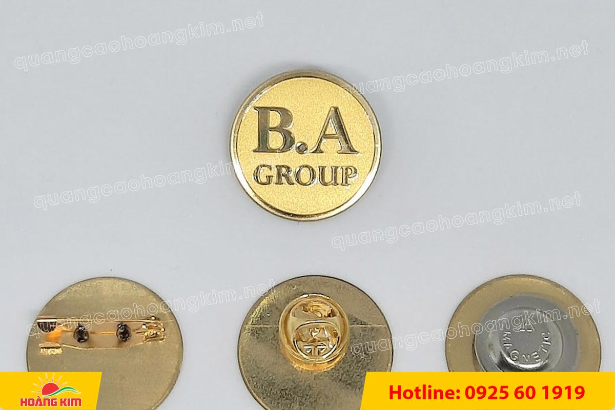 huy hieu vang dong nen an mon cat san 23 - HUY HIỆU V&Agrave;NG ĐỒNG ĂN M&Ograve;N NỀN SẦN C&Aacute;T CAO CẤP