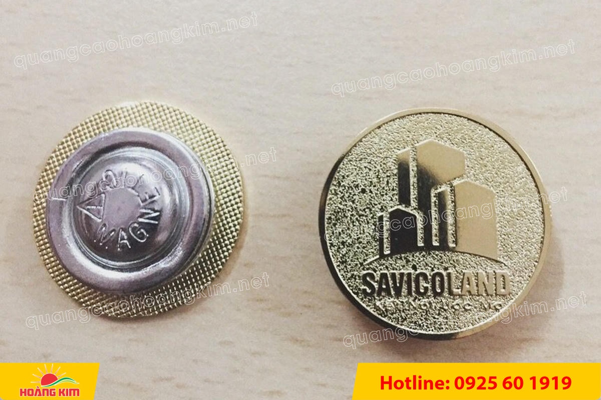 huy hieu vang dong nen an mon cat san 25 - HUY HIỆU V&Agrave;NG ĐỒNG ĂN M&Ograve;N NỀN SẦN C&Aacute;T CAO CẤP