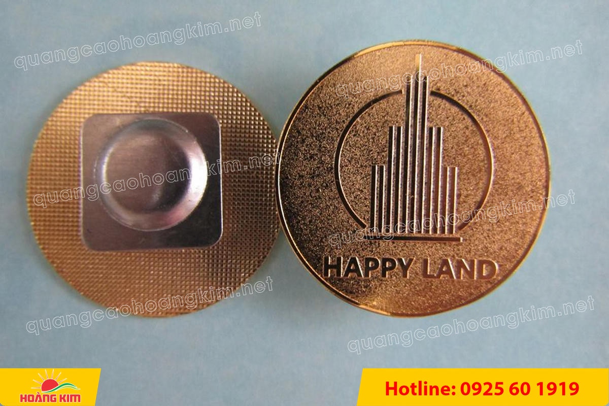 huy hieu vang dong nen an mon cat san 36 - HUY HIỆU V&Agrave;NG ĐỒNG ĂN M&Ograve;N NỀN SẦN C&Aacute;T CAO CẤP
