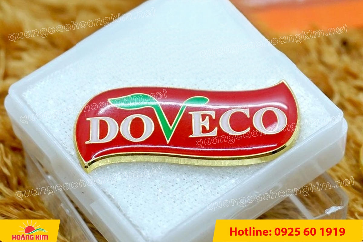 lam logo huy hieu cai ao cat be theo hinh co ma vang 24k 105 - L&Agrave;M LOGO, HUY HIỆU C&Agrave;I &Aacute;O ĐỒNG ĂN M&Ograve;N CẮT BẾ THEO H&Igrave;NH C&Oacute; MẠ V&Agrave;NG 24K SANG TRỌNG