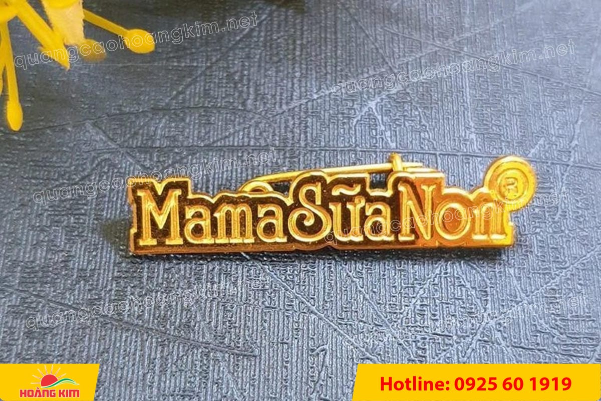 lam logo huy hieu cai ao cat be theo hinh co ma vang 24k 121 - L&Agrave;M LOGO, HUY HIỆU C&Agrave;I &Aacute;O ĐỒNG ĂN M&Ograve;N CẮT BẾ THEO H&Igrave;NH C&Oacute; MẠ V&Agrave;NG 24K SANG TRỌNG