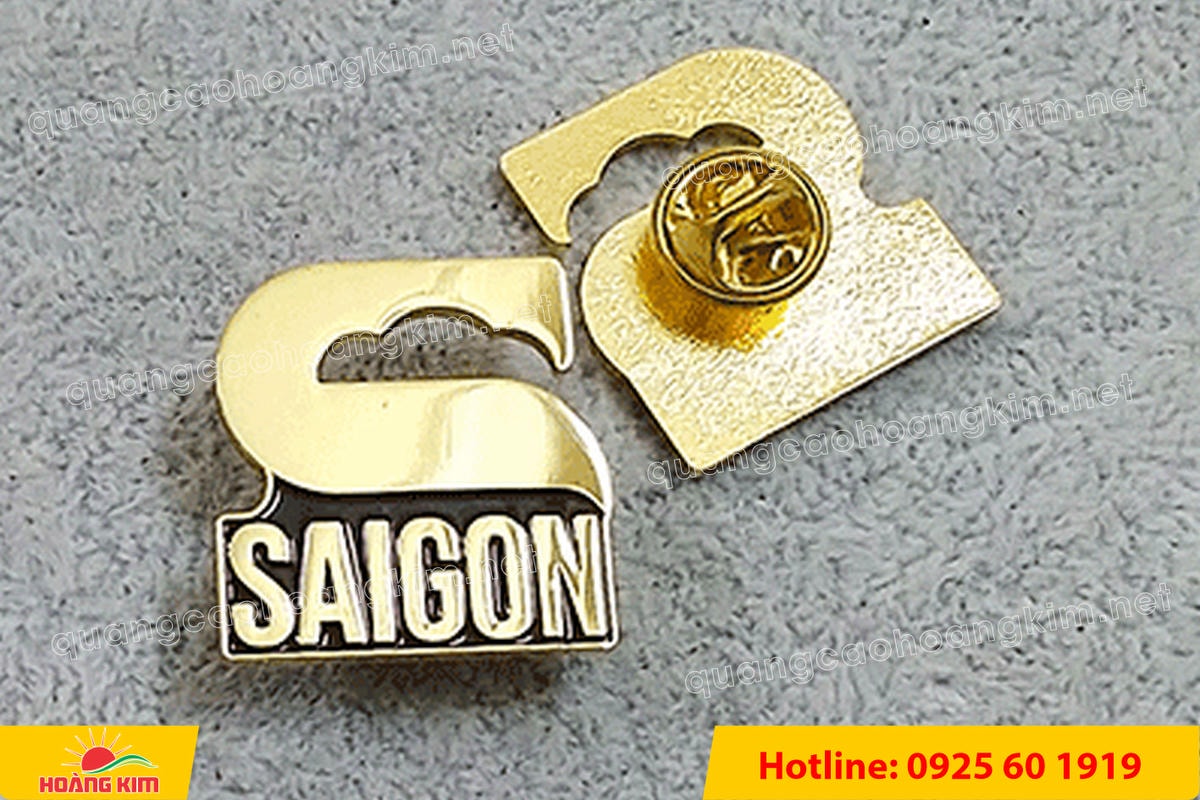 lam logo huy hieu cai ao cat be theo hinh co ma vang 24k 123 - L&Agrave;M LOGO, HUY HIỆU C&Agrave;I &Aacute;O ĐỒNG ĂN M&Ograve;N CẮT BẾ THEO H&Igrave;NH C&Oacute; MẠ V&Agrave;NG 24K SANG TRỌNG