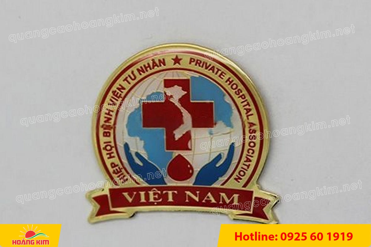 lam logo huy hieu cai ao cat be theo hinh co ma vang 24k 125 - L&Agrave;M LOGO, HUY HIỆU C&Agrave;I &Aacute;O ĐỒNG ĂN M&Ograve;N CẮT BẾ THEO H&Igrave;NH C&Oacute; MẠ V&Agrave;NG 24K SANG TRỌNG