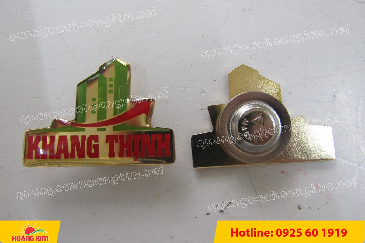 lam logo huy hieu cai ao cat be theo hinh co ma vang 24k 13 1 - L&Agrave;M LOGO, HUY HIỆU C&Agrave;I &Aacute;O ĐỒNG ĂN M&Ograve;N CẮT BẾ THEO H&Igrave;NH C&Oacute; MẠ V&Agrave;NG 24K SANG TRỌNG