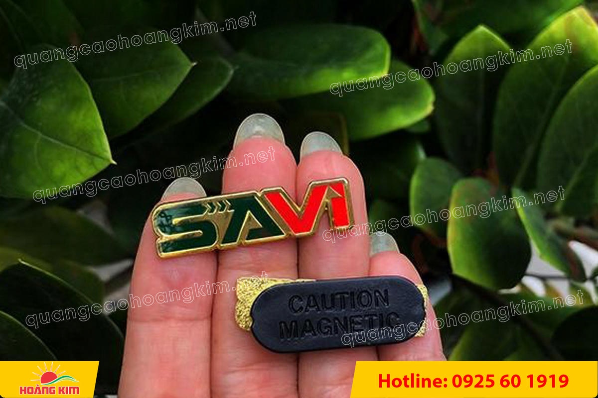 lam logo huy hieu cai ao cat be theo hinh co ma vang 24k 43 - L&Agrave;M LOGO, HUY HIỆU C&Agrave;I &Aacute;O ĐỒNG ĂN M&Ograve;N CẮT BẾ THEO H&Igrave;NH C&Oacute; MẠ V&Agrave;NG 24K SANG TRỌNG