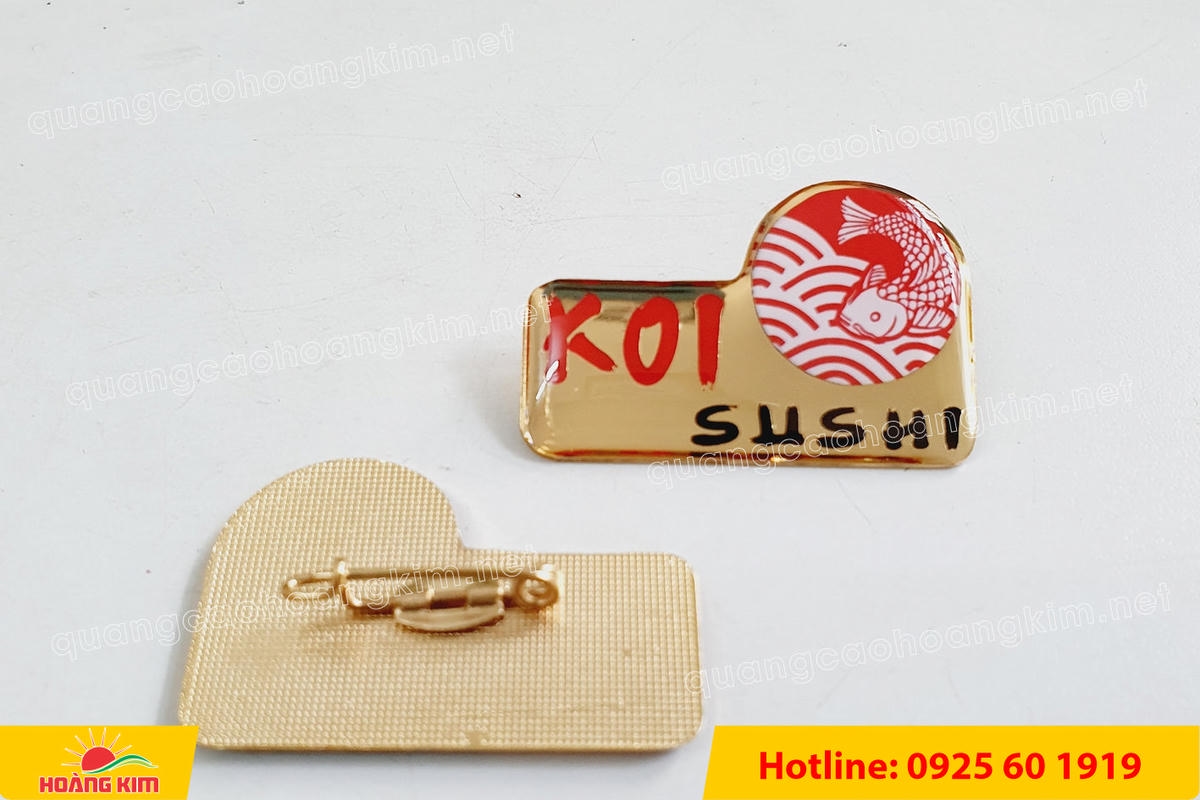 lam logo huy hieu cai ao cat be theo hinh co ma vang 24k 44 - L&Agrave;M LOGO, HUY HIỆU C&Agrave;I &Aacute;O ĐỒNG ĂN M&Ograve;N CẮT BẾ THEO H&Igrave;NH C&Oacute; MẠ V&Agrave;NG 24K SANG TRỌNG