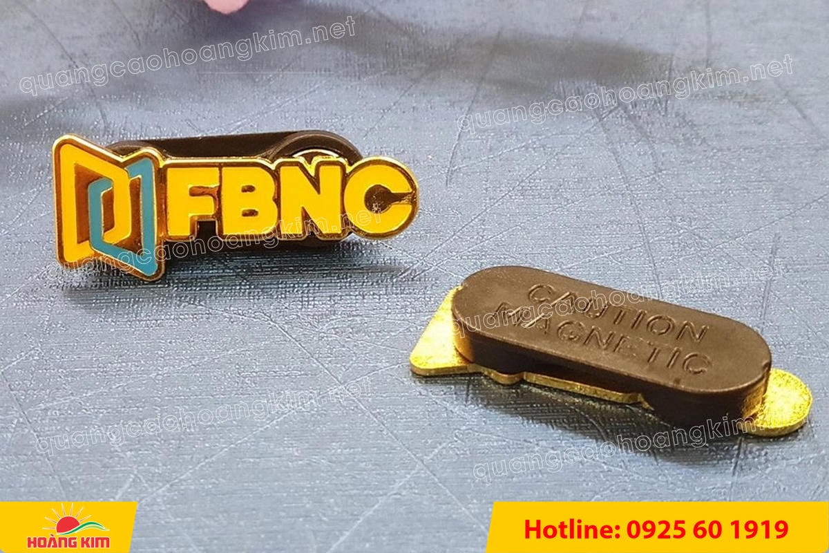 lam logo huy hieu cai ao cat be theo hinh co ma vang 24k 61 - L&Agrave;M LOGO, HUY HIỆU C&Agrave;I &Aacute;O ĐỒNG ĂN M&Ograve;N CẮT BẾ THEO H&Igrave;NH C&Oacute; MẠ V&Agrave;NG 24K SANG TRỌNG