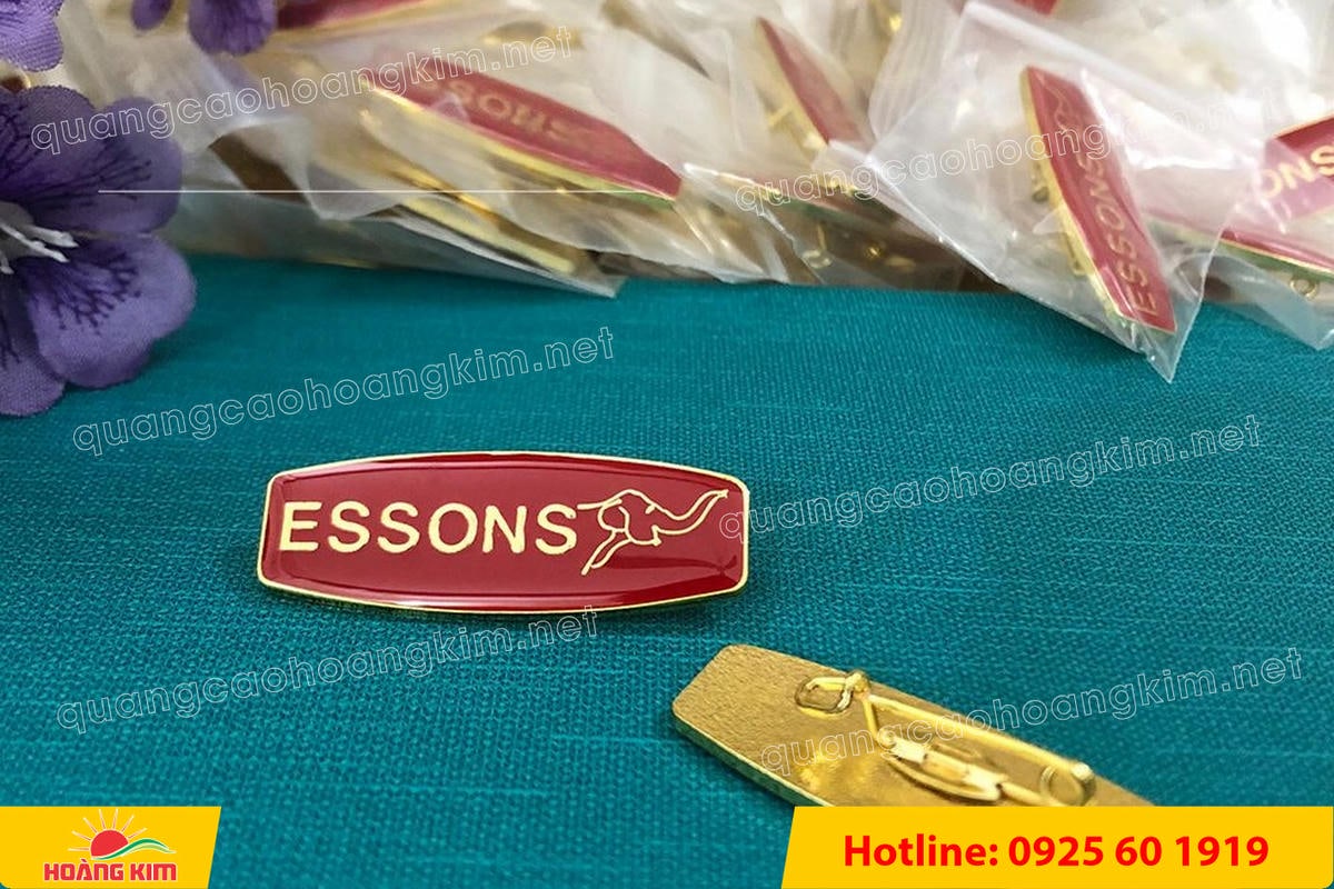 lam logo huy hieu cai ao cat be theo hinh co ma vang 24k 74 - L&Agrave;M LOGO, HUY HIỆU C&Agrave;I &Aacute;O ĐỒNG ĂN M&Ograve;N CẮT BẾ THEO H&Igrave;NH C&Oacute; MẠ V&Agrave;NG 24K SANG TRỌNG