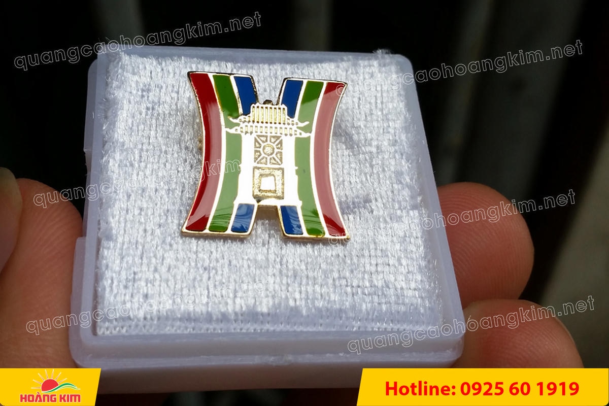 huy hieu duc ma vang 24k cat be theo hinh logo 13 - HUY HIỆU Đ&Uacute;C MẠ V&Agrave;NG 24K CẮT BẾ THEO LOGO CAO CẤP