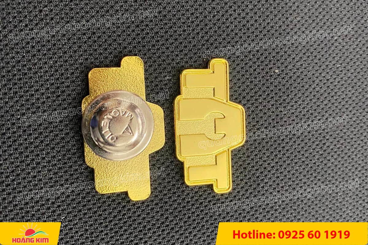 huy hieu duc ma vang 24k cat be theo hinh logo 131 - HUY HIỆU Đ&Uacute;C MẠ V&Agrave;NG 24K CẮT BẾ THEO LOGO CAO CẤP