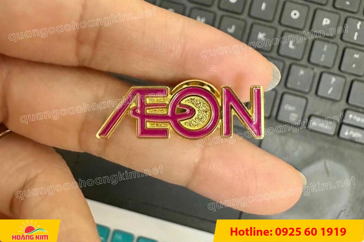 huy hieu duc ma vang 24k cat be theo hinh logo 141 - HUY HIỆU Đ&Uacute;C MẠ V&Agrave;NG 24K CẮT BẾ THEO LOGO CAO CẤP