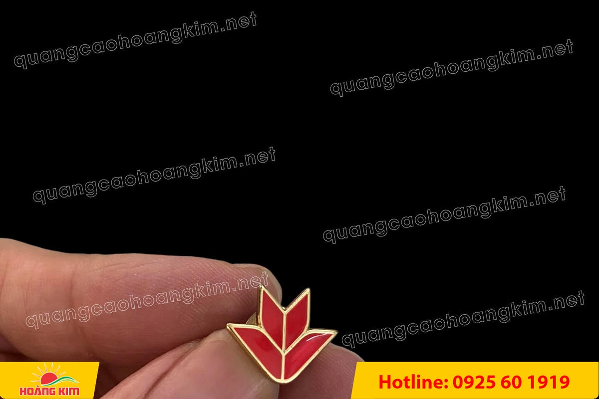 huy hieu duc ma vang 24k cat be theo hinh logo 156 - HUY HIỆU Đ&Uacute;C MẠ V&Agrave;NG 24K CẮT BẾ THEO LOGO CAO CẤP