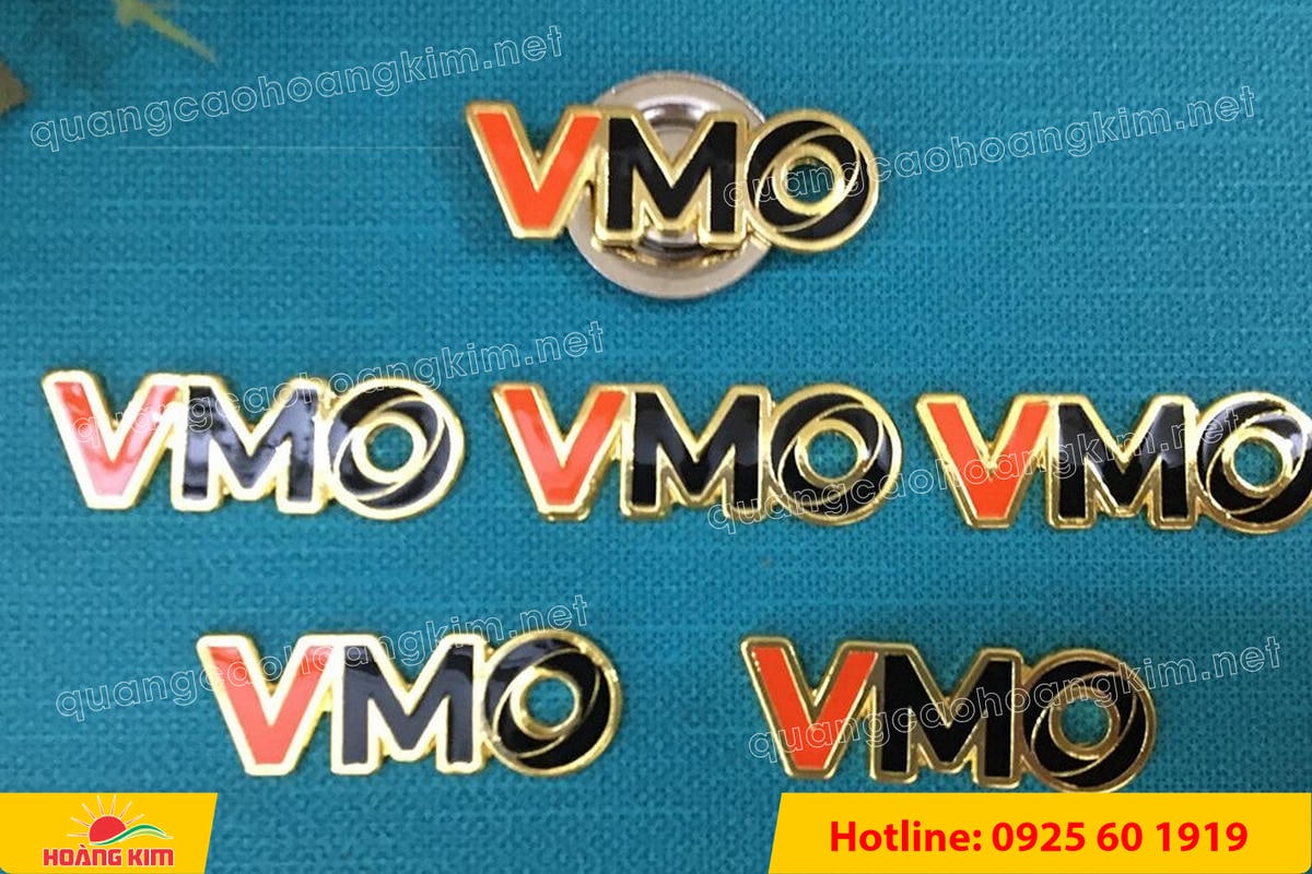 huy hieu duc ma vang 24k cat be theo hinh logo 219 - HUY HIỆU Đ&Uacute;C MẠ V&Agrave;NG 24K CẮT BẾ THEO LOGO CAO CẤP