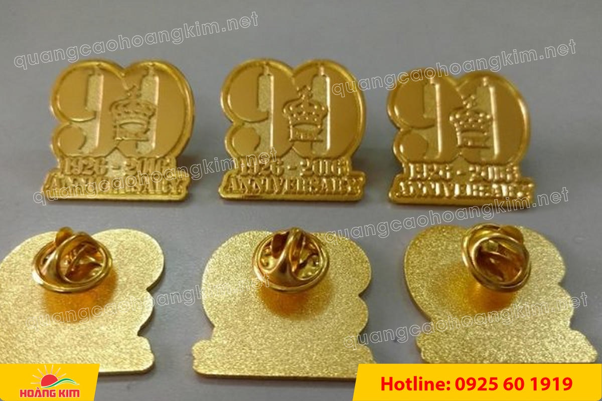 huy hieu duc ma vang 24k cat be theo hinh logo 225 - HUY HIỆU Đ&Uacute;C MẠ V&Agrave;NG 24K CẮT BẾ THEO LOGO CAO CẤP