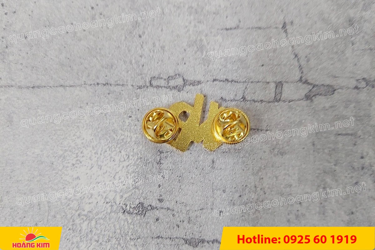 huy hieu duc ma vang 24k cat be theo hinh logo 3 - HUY HIỆU Đ&Uacute;C MẠ V&Agrave;NG 24K CẮT BẾ THEO LOGO CAO CẤP