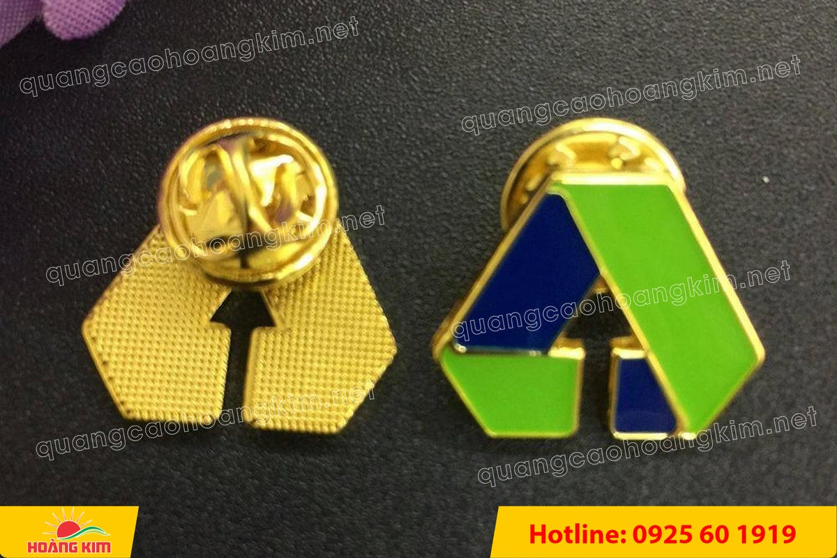 huy hieu duc ma vang 24k cat be theo hinh logo 61 - HUY HIỆU Đ&Uacute;C MẠ V&Agrave;NG 24K CẮT BẾ THEO LOGO CAO CẤP