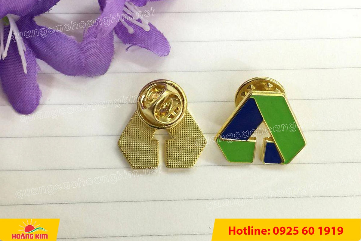 huy hieu duc ma vang 24k cat be theo hinh logo 66 - HUY HIỆU Đ&Uacute;C MẠ V&Agrave;NG 24K CẮT BẾ THEO LOGO CAO CẤP
