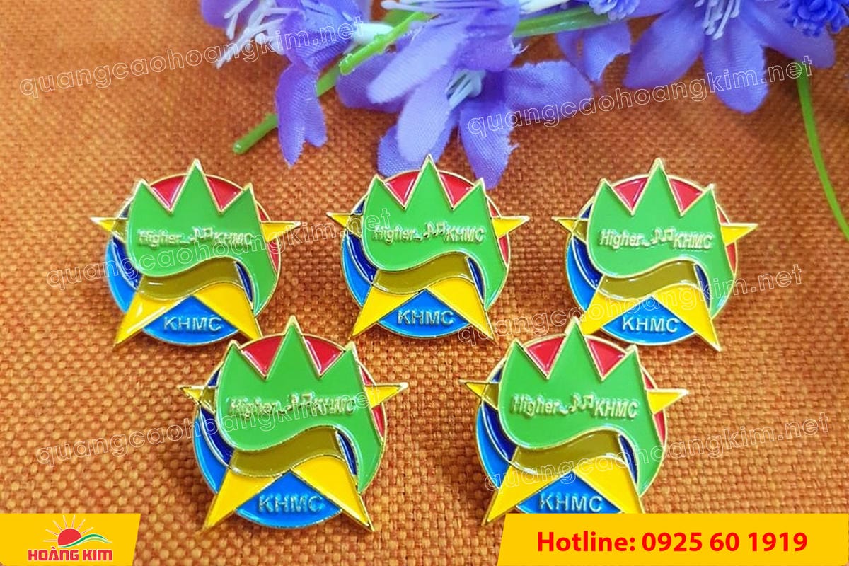 huy hieu duc ma vang 24k cat be theo hinh logo 83 - HUY HIỆU Đ&Uacute;C MẠ V&Agrave;NG 24K CẮT BẾ THEO LOGO CAO CẤP