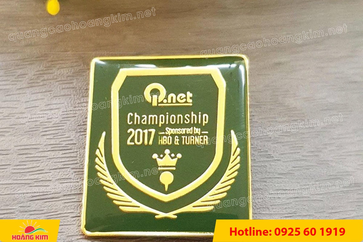 huy hieu duc ma vang an mon logo 42 - HUY HIỆU Đ&Uacute;C MẠ V&Agrave;NG ĂN M&Ograve;N ĐỔ M&Agrave;U &ndash; SẮC N&Eacute;T TỪNG CHI TIẾT LOGO