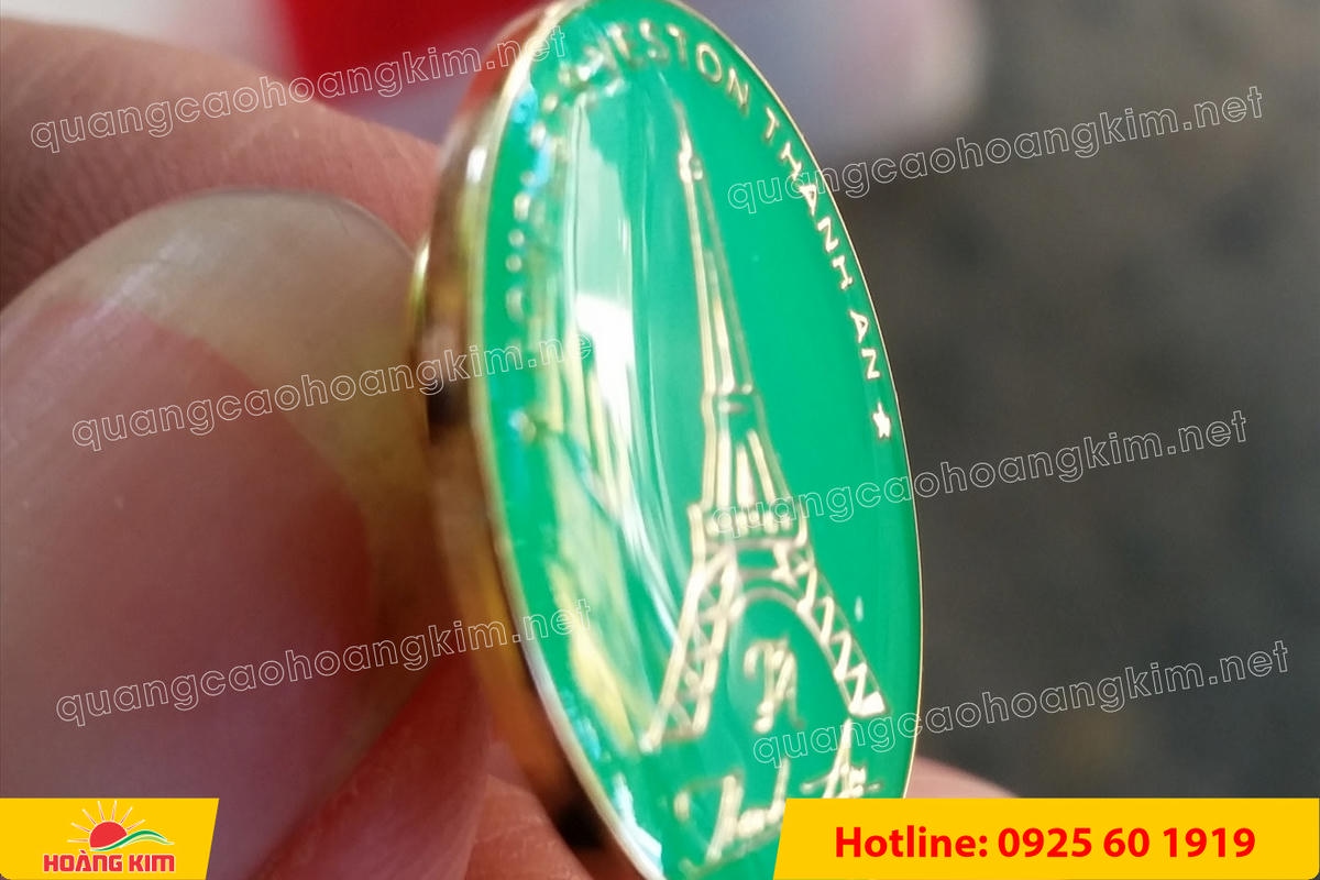 huy hieu duc ma vang an mon logo 8 - HUY HIỆU Đ&Uacute;C MẠ V&Agrave;NG ĂN M&Ograve;N ĐỔ M&Agrave;U &ndash; SẮC N&Eacute;T TỪNG CHI TIẾT LOGO