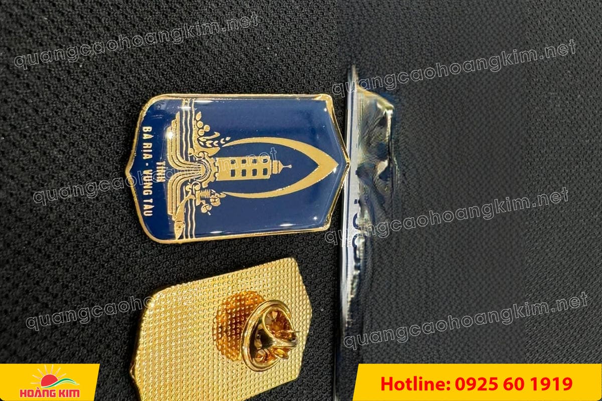 huy hieu duc ma vang an mon logo 80 - HUY HIỆU Đ&Uacute;C MẠ V&Agrave;NG ĂN M&Ograve;N ĐỔ M&Agrave;U &ndash; SẮC N&Eacute;T TỪNG CHI TIẾT LOGO